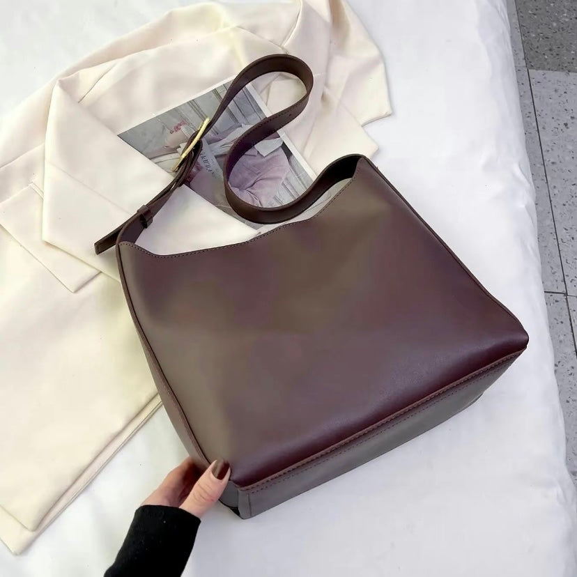 EllaVäska™ – Stilren design för varje dag