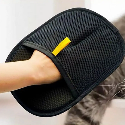 CleanPäl™ – Djurhårborttagare & Pälsvårdshandske i Ett!